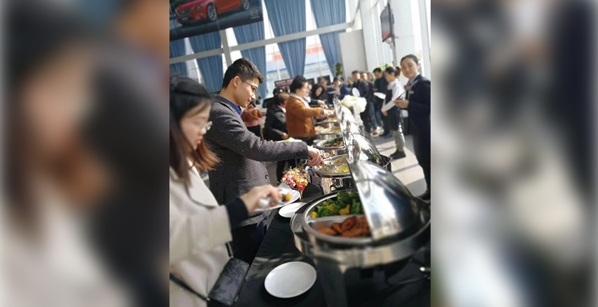 馬自達(dá)百人自助餐會(huì)